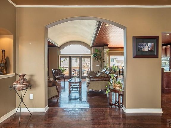 4th image of 5127 Mojave Dr