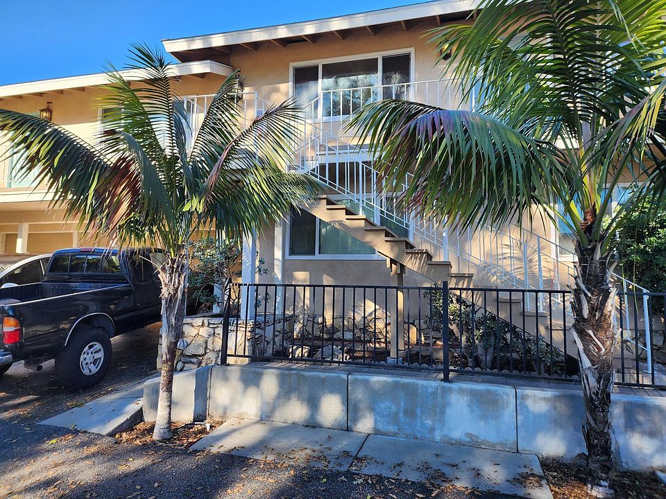 2nd image of 1101 San Andres St APT B