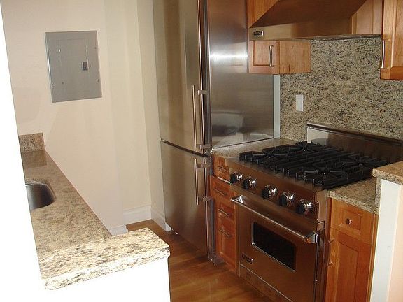 5th image of 21-23 S William St