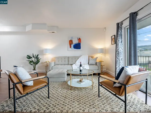 7445 Weld St, Oakland, CA 94621