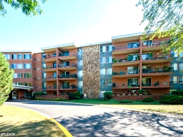16 E Old Willow Rd APT 409S, Prospect Heights, IL 60070
