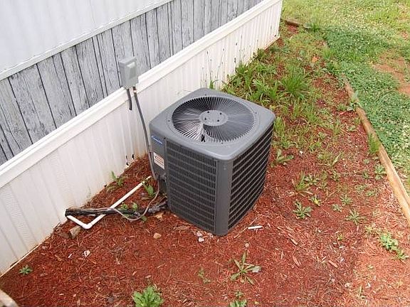2nd image of 216 Snowshoe Ct