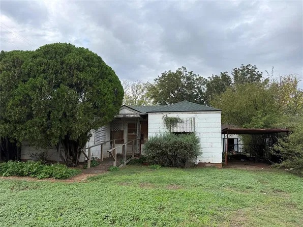 409 S Navajoe St, Altus, OK 73521