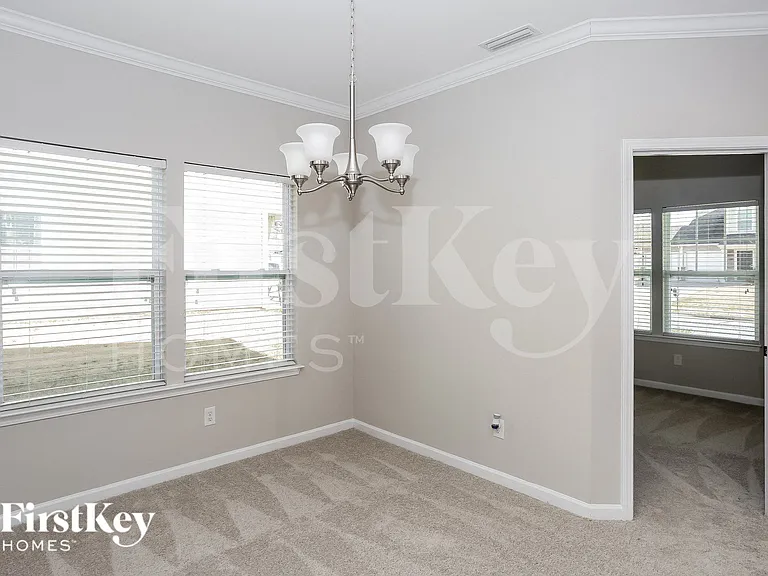 12852 Clydesdale Dr — Photo 5