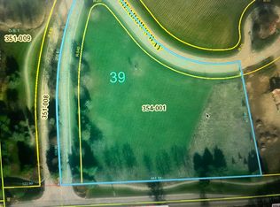 3375 Fall Meadows Cir, Valparaiso, IN 46383