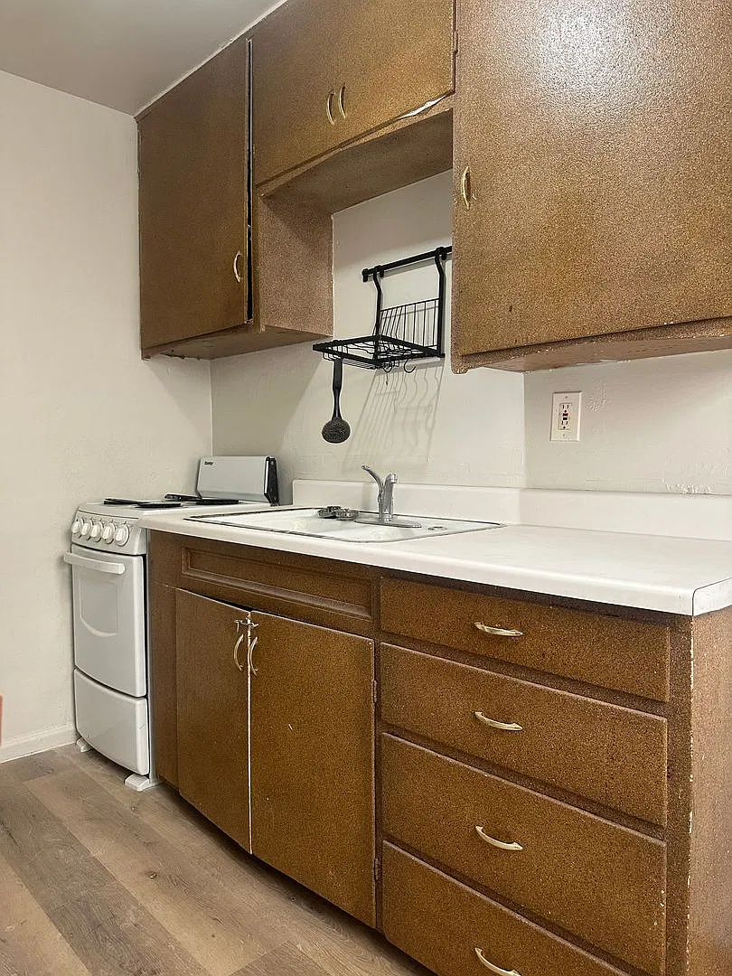11448 Jackson Ave — Photo 3