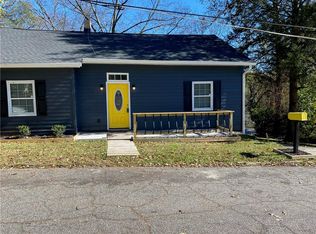2992 8th St, East Pt, GA 30344