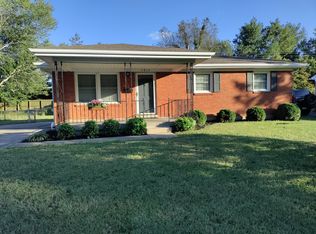 7914 Greenway Dr, Louisville, KY 40222