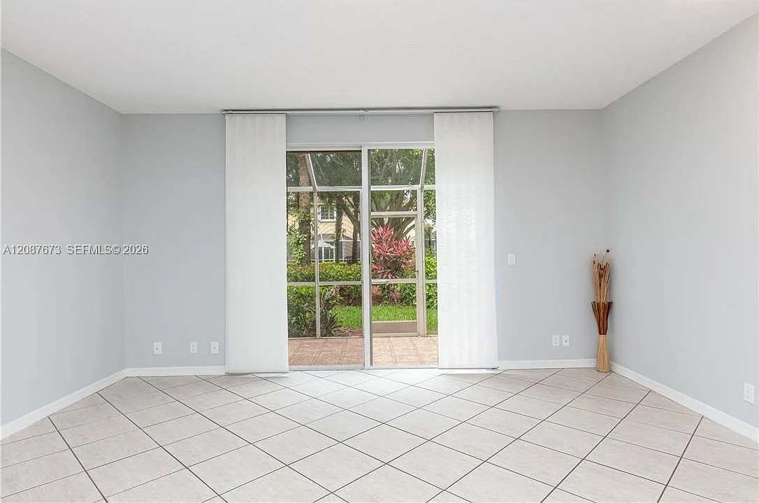 3635 San Simeon Cir — Photo 3