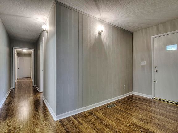 3rd image of 4505 Landon Dr