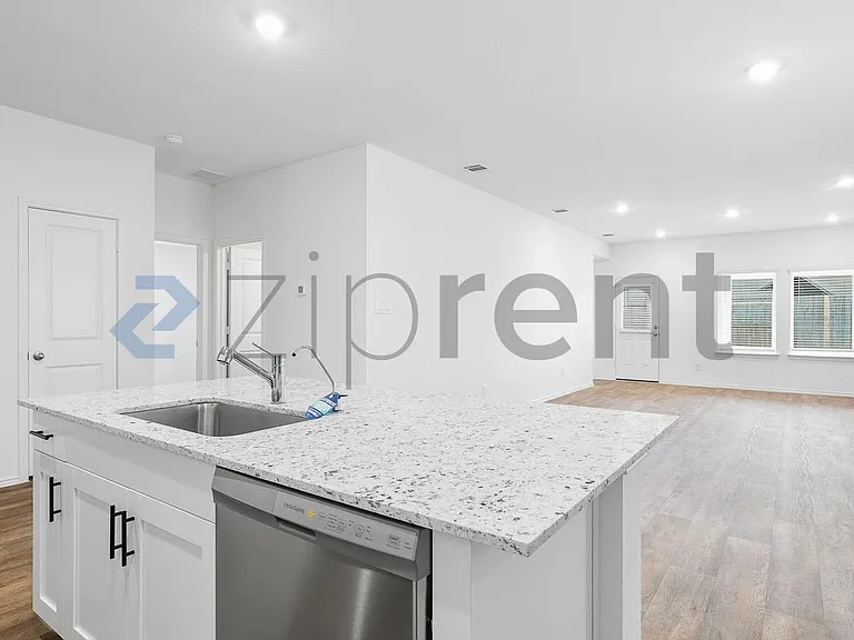 31306 Bentley Pines Dr — Photo 11