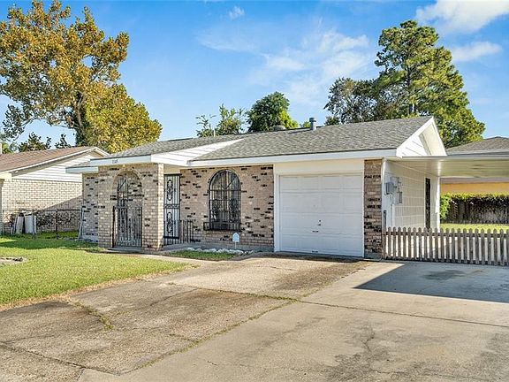 2nd image of 1145 Sandalwood Dr