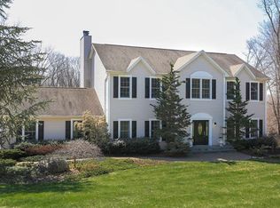 27 Kramers Pond Rd, Putnam Valley, NY 10579