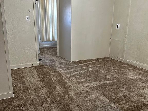 3rd image of 601 E Reed St