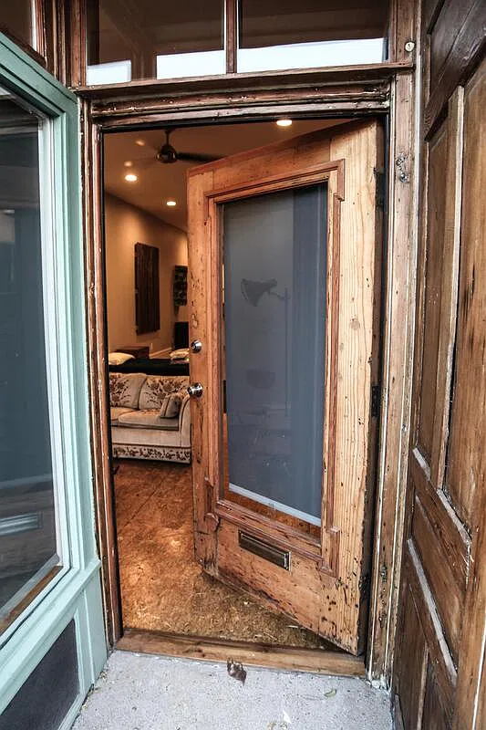 Studio, 1.0 bath, $795 — Photo 4