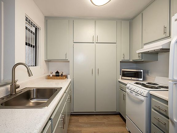 4th image of 707 W Santa Ana St APT 230