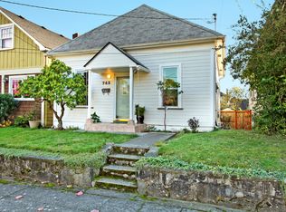 743 N 74th St, Seattle, WA 98103