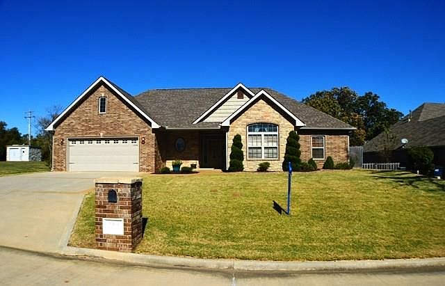 1st image of 1004 Morning Glory Ln
