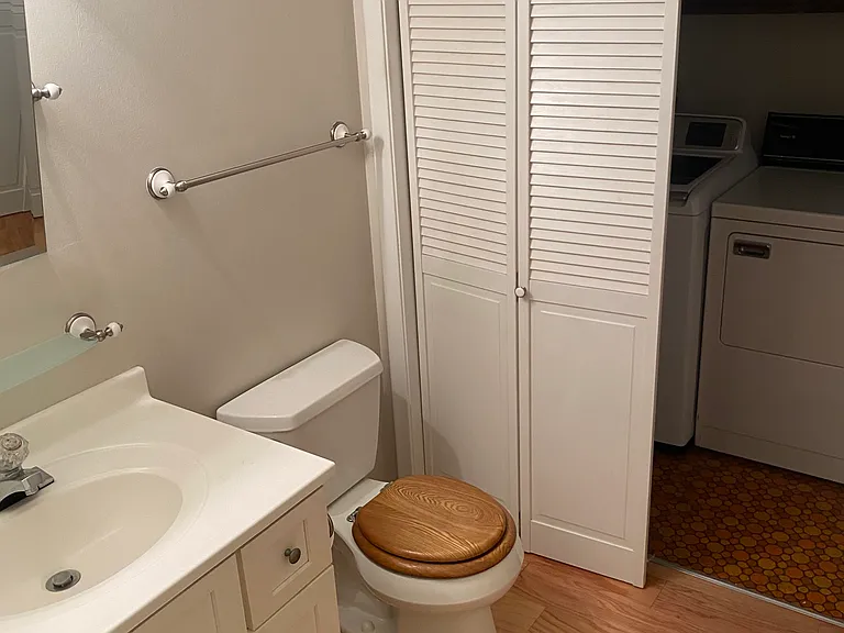814 Gayle St — Photo 13