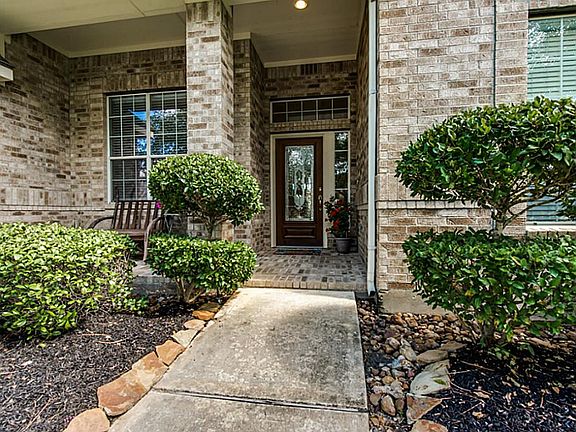 3rd image of 12710 Robins Crest Dr