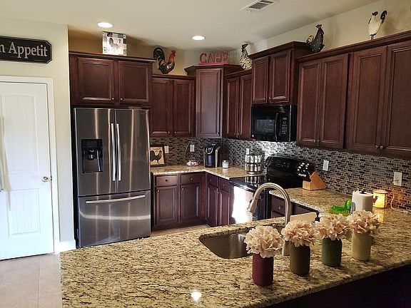 3rd image of 3574 Autumn Woods Dr