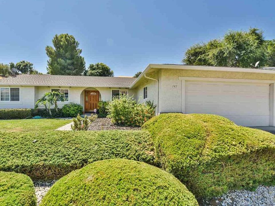 1st image of 143 Castlewood Dr