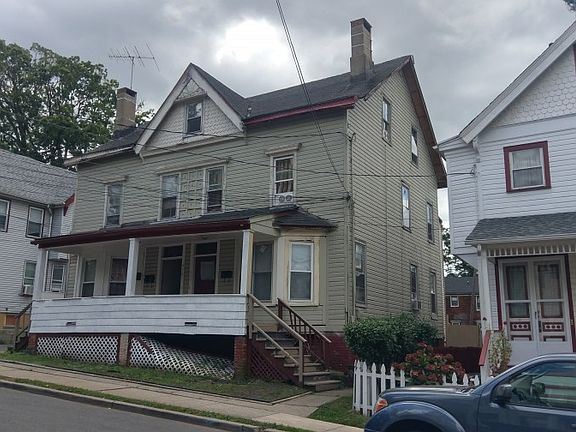 3rd image of 474 Lincoln Pl