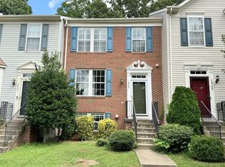15753 Viewpoint Cir, Dumfries, VA 22025