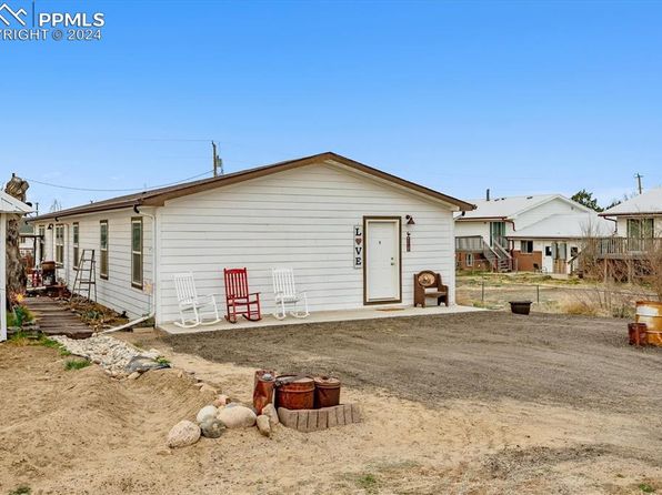 257 5th Ave, Deer Trail, CO 80105