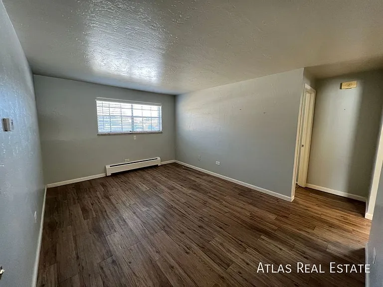 2337 S Locust St #C — Photo 5