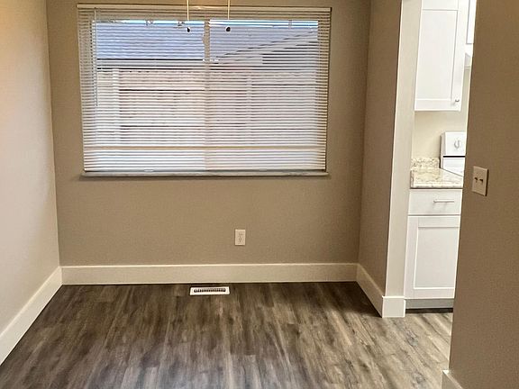 4th image of 4587 Croftshire Dr