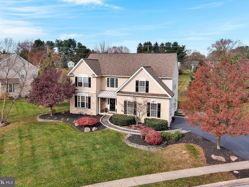 1st image of 219 Montpelier Dr