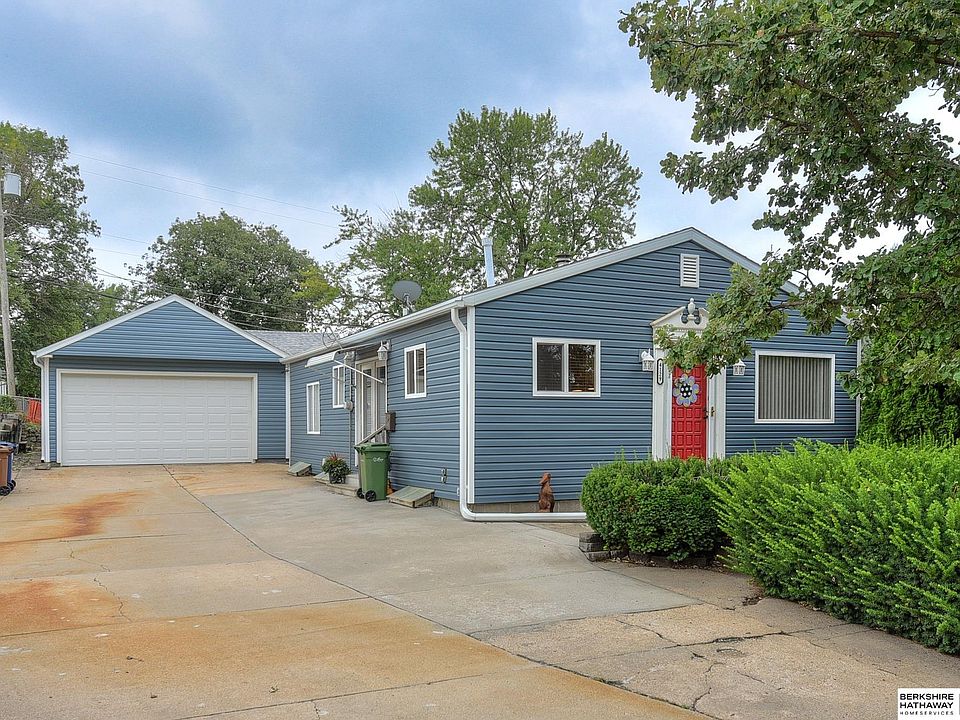 1st image of 4129 Bartmann Dr