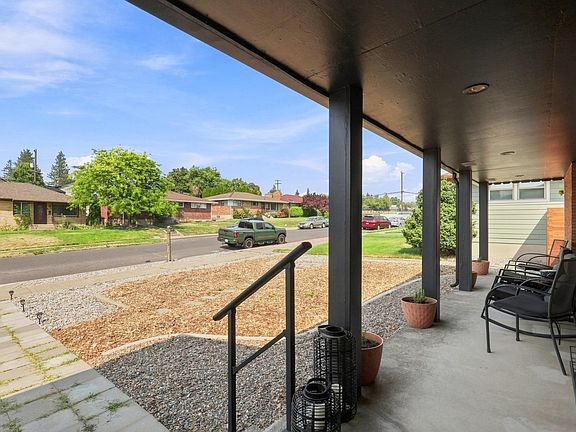 4th image of 2917 W Princeton Ave