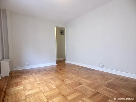 Rented by Sovereign Associates | media 4