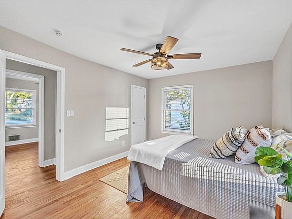 5th image of 101 Whitener Ave