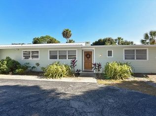 478 Magellan Dr, Sarasota, FL 34243