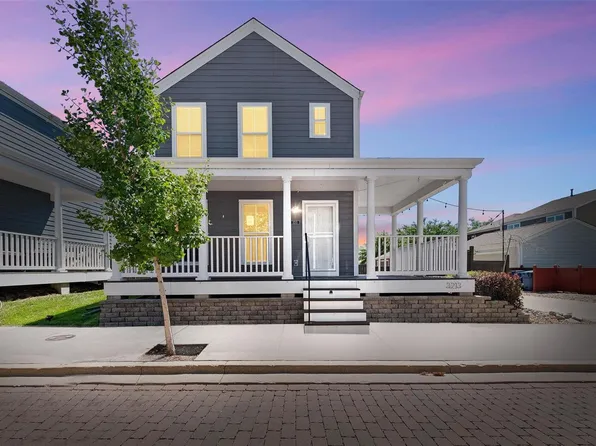 3213 Camp St, Saint Charles, MO 63301