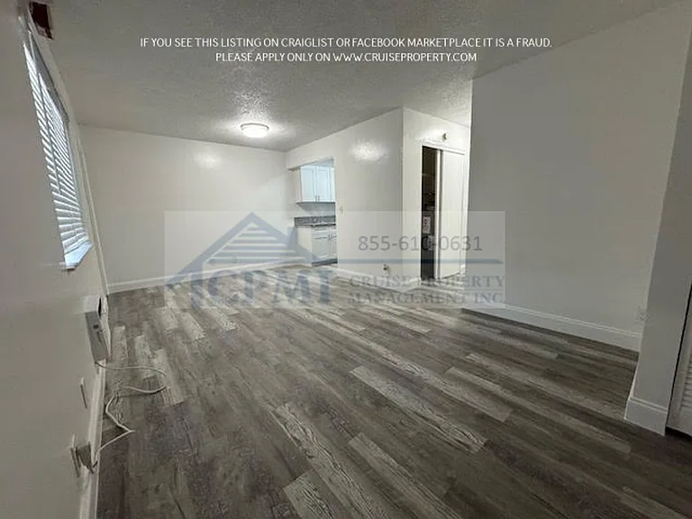 1958 McKinley St Hollywood, FL 33020 — Photo 11