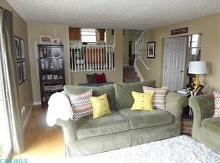 7465 Oliver Winchester Dr, Canal Winchester, OH 43110