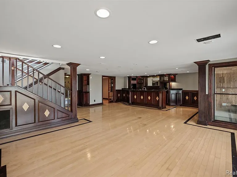 2380 Walnut Lake Rd — Photo 25