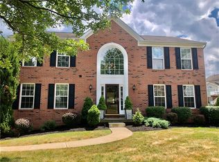 108 Chestnut Ct, Canonsburg, PA 15317