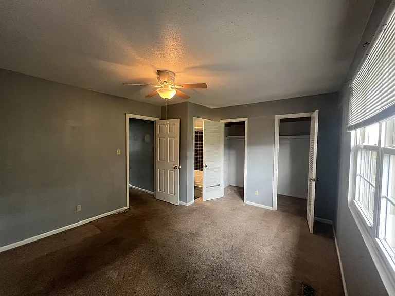 10 Westdale Dr #1 — Photo 8