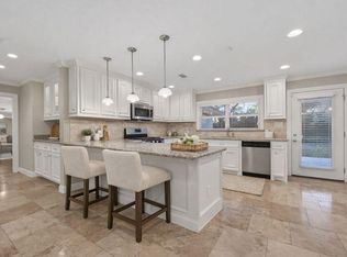 5323 Briarbend Dr, Houston, TX 77096