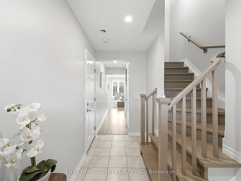 100 Monarch St — Photo 4