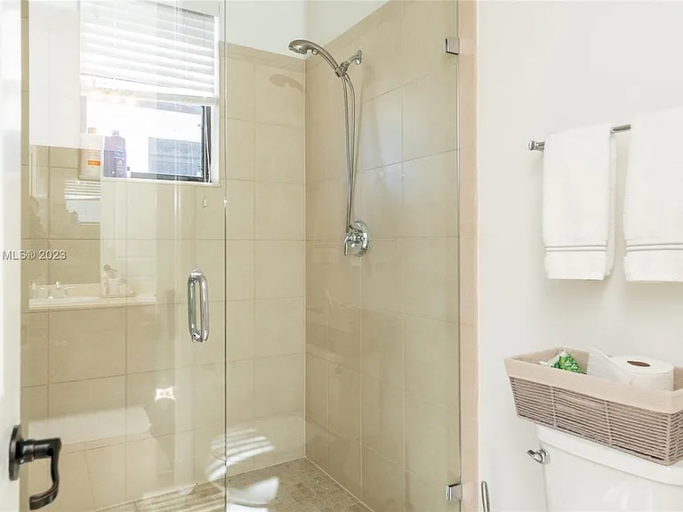 9794 W 34th Ct — Photo 5