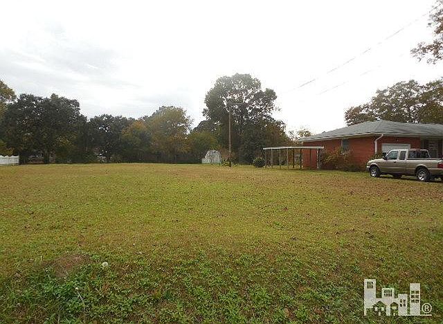 2nd image of 134 Heritage Park Dr