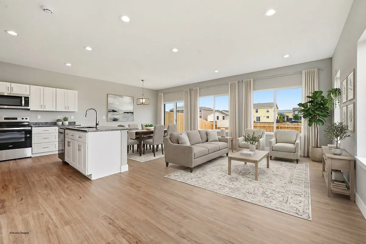 3 bed, 3.0 bath, 1635 sqft, $2,500 — Photo 1