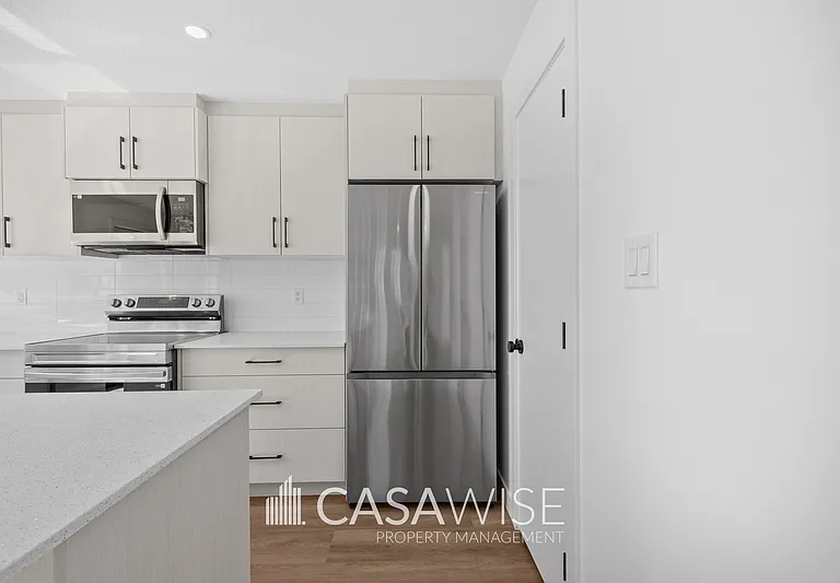 11323 106th St NW #1 — Photo 2