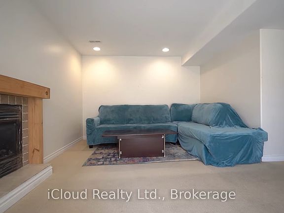 5th image of 72 Graihawk Dr